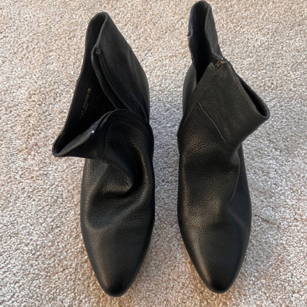 Cole Haan Boots | Size 9